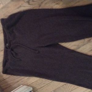 Excellent cond women's Express yoga stylepants sz. small fabric includes angora